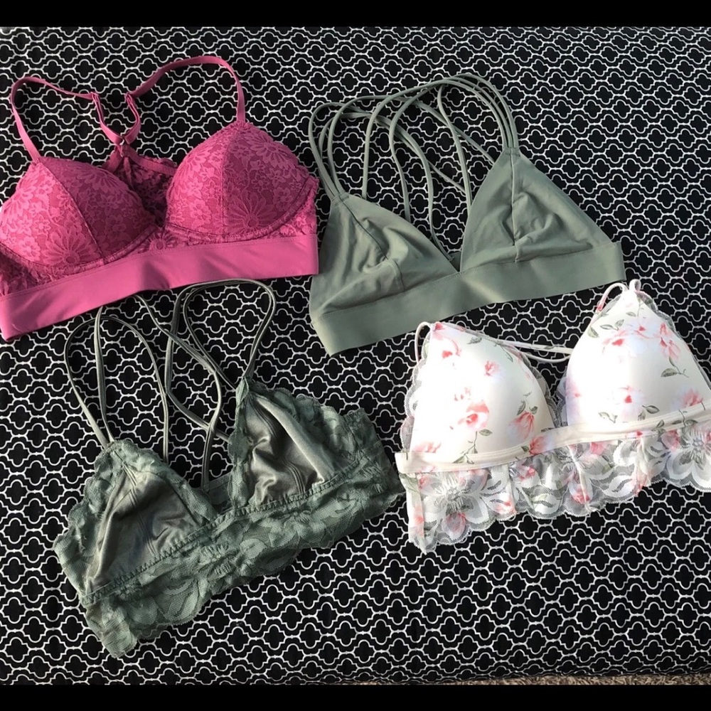 Pink bralette bundle of 4